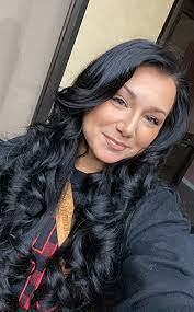 Priscilla Irwin's Instagram, Twitter & Facebook