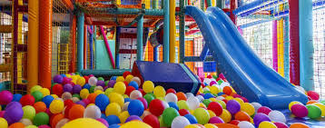 Divertido juego de estrategia de construir y administrar tu propio hotel. Hotel Con Zona De Juegos Y Parque Infantil Hotel Panorama