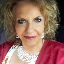 Getting ready to watch the Gatlinburg 4th of July midnight parade! 🇺🇸 Do  you wish you were here? #gatlinburg #smokymountains #independenceday  #4thofjuly