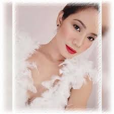 Anne Marie Bee HMUArtist