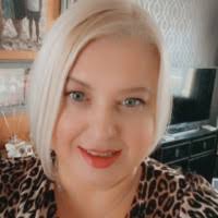 30+ "Tracy Withers" profiles