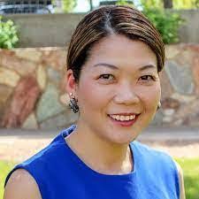 Sarah Miksa's Instagram, Twitter & Facebook