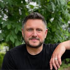 How fer ye goin' with them sacks fulla warsh? Sling Blade — filmed in my  hometown (Benton, Arkansas).