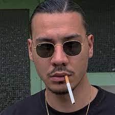 Apache 207 ist im eiltempo maximal fame geworden. Apache 207 Corona Frust Der Rapper Sagt Tour Ab Ohne Ersatztermine Bunte De