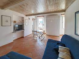 In media gli alloggi a marina di campo hanno una grandezza di 26 m² per hotel e 60 m² per appartamenti vacanza. Appartamento Elegante A Marina Di Campo Campo Nell Elba Updated 2021 Prices