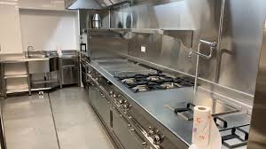 Somos una empresa dedicada a la reforma y diseño de cocinas en madrid. Instalacion Cocina A Medida Del Restaurante Tragata Benito Gomez Estrella Michelin Aceroinnova Fabricante Fabricacion Mobiliario Maquinaria Hosteleria Restauracion Diseno Montaje Instalacion Reformas Cocinas Industriales Profesionales Restaurantes