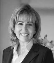 Myra Nourmand Presents An Extraordinary 5 Bed Home In Los Angeles