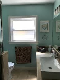 In the northeast, red, white, and blue are traditional coastal colors that shout summer. Cottage Bathrooms Hgtv
