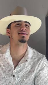 Queria Ver Como Me Miraba De Vaquero