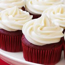 Red Velvet Cupcakes With Cream Cheese Frosting I Added A Extra 1 3 Cup Of Sugar For Some Reason I Had Qui Red Velvet Cupcakes Velvet Cupcakes Cupcake Recipes