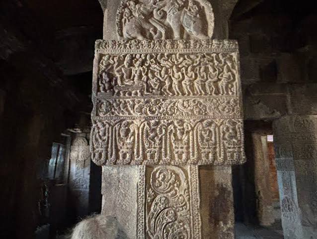 Virupaksha & Mallikarjuna: Twin Temples of Pattadakal – Peaks to Palaces