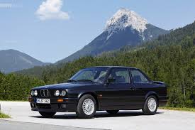 Class pioneer and eternal benchmark. Bmw E30 3 Series Buyers Guide Why Should You Buy One Today