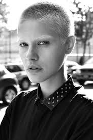 Why These Six Fashion Models Shaved Their Heads And Why They Re Absolutely Loving It Bleached Eyebrows Shaved Head Women Short Hair Styles