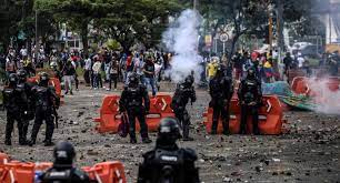 5 mayo, 20215 mayo, 2021 | 08:30 redacción resultado de una reforma tributaria que afectaría a la clase económica media y baja, ciudadanos de colombia llevan siete días protagonizando manifestaciones que han. Fbx Hijn5aenqm
