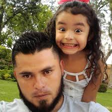 Ahí les va el dato chido En San Luis Potosí existió un polémico luchador  llamado: América. Roberto Grimaldo, conocido también como Tauro Jr.  tamibién portó los colores azul crema de las poderosísimas