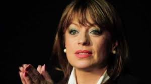 Adriana trandafir, actrița care o interpretează pe veorica în serialul sacrificiul, a venit la chefi la cuțite vezi pe a1.ro. Ce FrumoasÄƒ Este Fiica Adrianei Trandafir Maria SperanÈ›a StudiazÄƒ