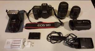 Being a canon lens it comes with the outstanding build quality that you would expect while also excellent. Canon 50d Semi Professional Complete Set Photography Cameras On Carousell