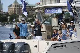 Killorn was selected by the tampa bay lightning in the 3rd round (77th overall) of the 2007 nhl entry draft. Lightning Celebrate Stanley Cup Title With Boat Parade