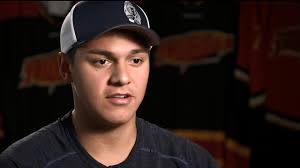 Everett also played defence, and lloyd said he was a key part of pushing ethan to become the hockey player he is. How Ethan Bear Found His Passion For The Game Of Hockey Sportsnet Ca