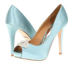 Navy blue shoes outfit women's. Blue Shoes For Women What To Wear With Them
