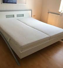 14152 stauraumbett 180x200 cm online kaufen jetzt schnell bestellen! Modernes Geplfegtes Bett Weiss 180x200 Mit Lattenrost In Hessen Wetzlar Ebay Kleinanzeigen