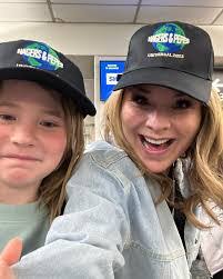 Carol Batts's Instagram, Twitter & Facebook