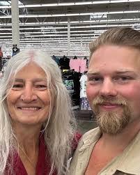 Dustin Taulbee's Instagram, Twitter & Facebook