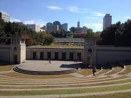 Located at the corner of spring and pearl streets, these free concerts are open to music lovers of all ages. Bicentennial Mall Nashville Fun For Families