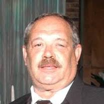 Renee Ratcliff's Instagram, Twitter & Facebook