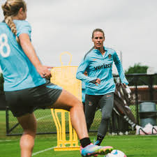 Image result for tbn:hGp17KPYydWaiM::blogs.nypost.com/sports/soccer/photos/Eto%27o.jpg