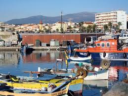 Hotels, Chambres d'hôtes, locations de vacances et appartements à proximité  à Port du Cros de cagnes Cagnes sur Mer