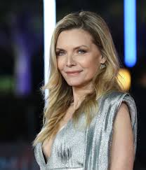 Trivia second and final to date, july 2014 of two star teamings of actor al pacino and actress michelle pfeiffer who had both previously starred in brian de palma 's scarface (1983) around eight years earlier. Michelle Pfeiffer Was Asked About Her Weight During Scarface Panel Audience Boos Glamour