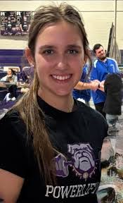 Elise Mathis's Instagram, Twitter & Facebook