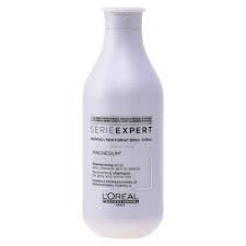 Shine a spotlight on grey, white, metallic and platinum hair with the serie expert silver shampoo from l'oréal professionnel; Loreal Serie Expert Silver Shampoo 300ml Neu Real De
