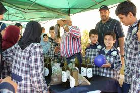 الإمداد للرعاية والتأهيل بنت جبيل في مهرجان الزيت والزيتون