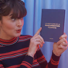 ✊Dans le tome 1, nous avions vu à quel point la science et la médecine  était en retard sur la connaissance du corps des femmes, nous avions à quel  point la médecine