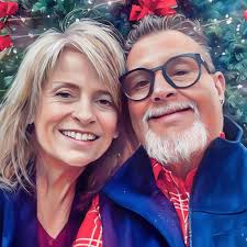 From The Athletic: At 37, with four kids and his wife's blessing, Mark Pope  dropped out of med school and took an assistant coaching job. Salary:  $24,000 for the year. Now, he