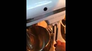 Usando sus aditamentos de kitchenaid® consulte el manual de uso y cuidado para ver los ajustes. Kitchenaid K5sswh Heavy Duty Series Stand Mixer Support And Manuals