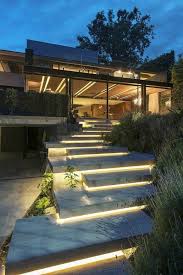 Le Jardin Paysager Tendance Moderne De Jardinage Archzine Fr Escalier Exterieur Escalier De Jardin Escalier Exterieur Beton
