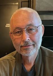 Linda Putz's Instagram, Twitter & Facebook