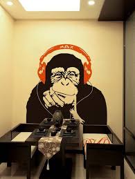 Já tem uma semana que eu tô limpo de você iê iê, iê iê e de olhar os seus stories, não sinto saudade zero curtidas, zero vontade de te ver. Banksy Wall Decal Monkey With Headphones Banksy Chimp Head Etsy In 2021 Sticker Street Art Mural Wall Art Wall Painting Decor