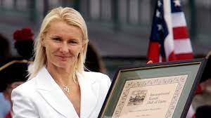 Official profile of olympic athlete jana novotná (born 02 oct 1968), including games, medals, results, photos, videos and news. Jana Novotna Ihre Karriere In Bildern