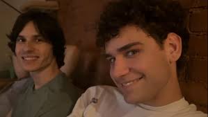 Chase is still in Toronto??? : r/SlushyNoobz