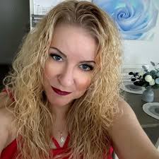 Aimee Nickerson (@aimsak2) • Threads, Say more