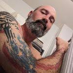 Eric Mechling's Instagram, Twitter & Facebook