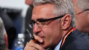 How Have the Carolina Hurricanes Prepared Ron Francis to Thrive in Seattle