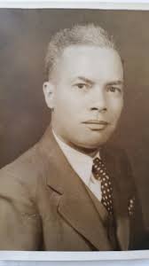 About 1940's New Bedford, MA CV family and friends. Family names (Dos)  Reis, Lopes, Monteiro not certain if one of my grandfather's (John J. Reis)  brothers, Jack or Julio Reis had any