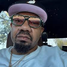 Repurposing a Display Case as a Tank or Enclosure