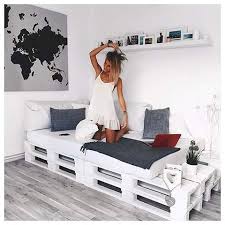 Evinizde Kolaylikla Yapabileceginiz Yeni Esya Fikirleri Esya Evinizde Fikirleri Kolaylikla Yapabilecegin Palet Yataklar Yatak Odasi Ic Mekan Yatak Odasi