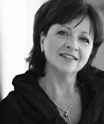 JOYEUSES PÂQUES! Un studio de musique aux HLM M.-Tolhurst p. 11 Faites  connaissance avec la Maison du monde p. 3 Qui était